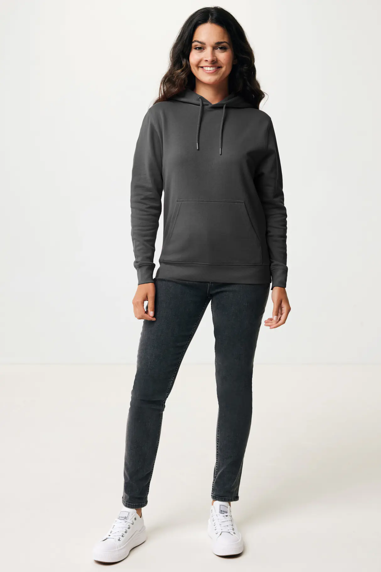 IQONIQ Rila lichtgewicht gerecycled katoen hoodie