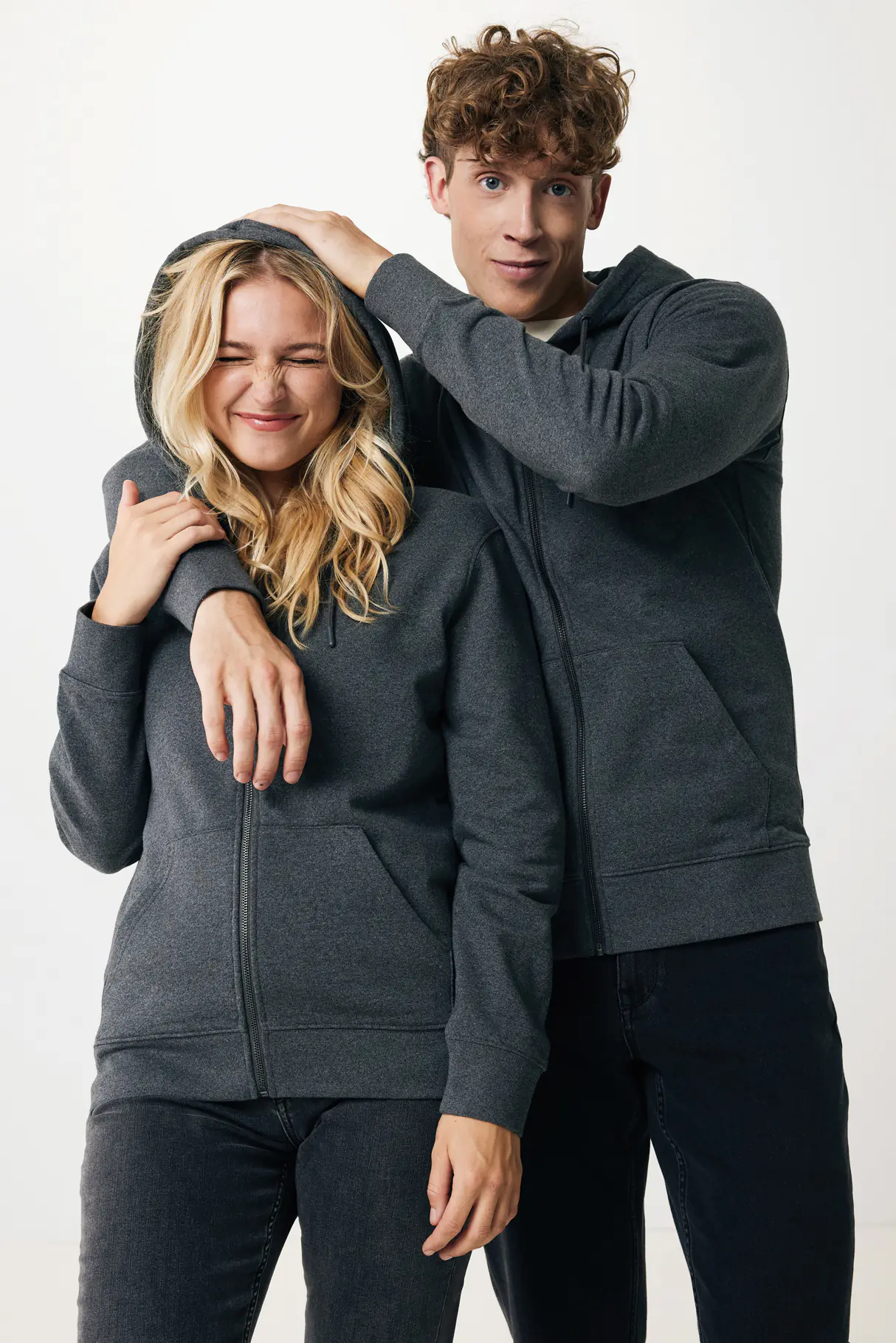 IQONIQ Abisko gerecycled katoen hoodie met rits