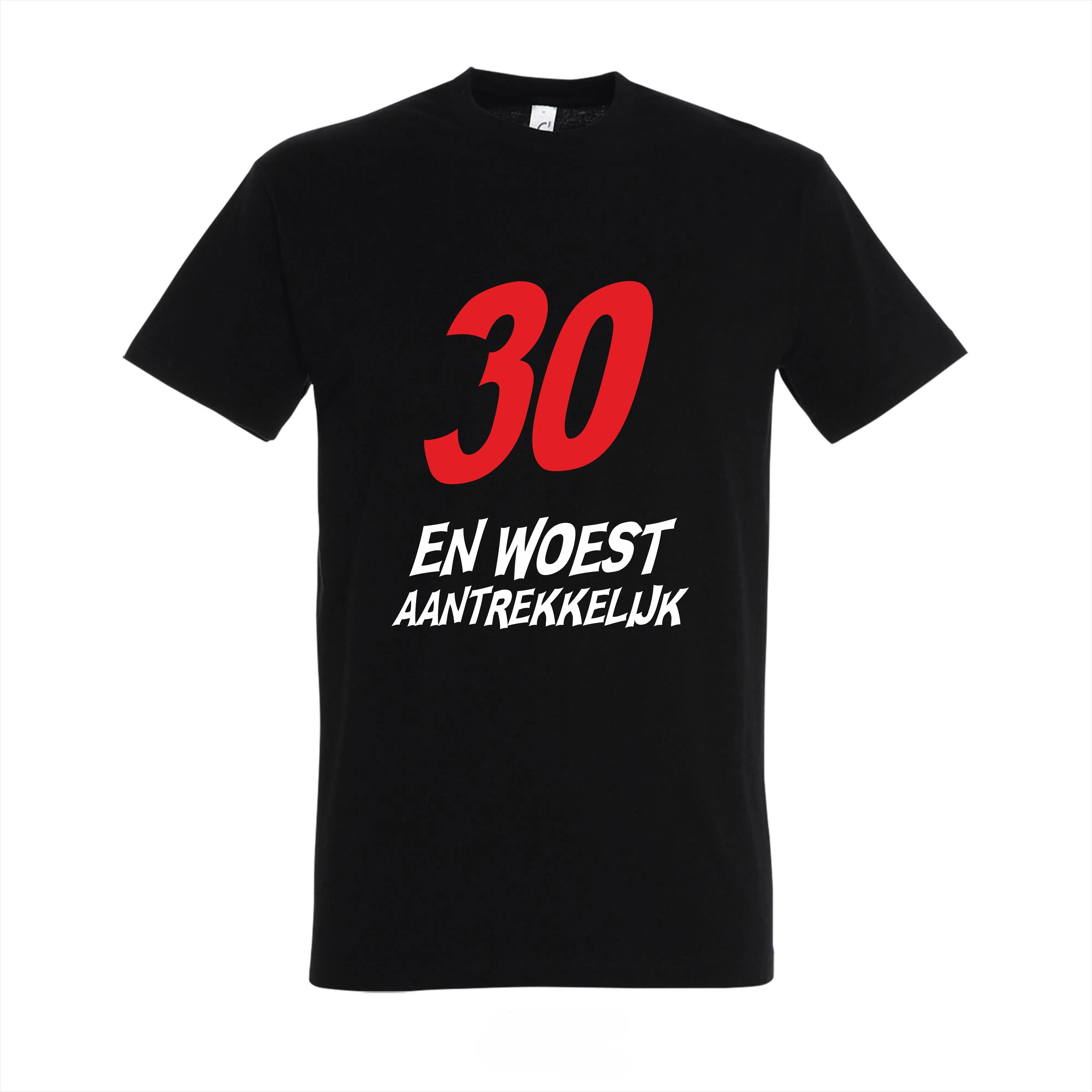 T-shirt 30 en woest aantrekkelijk