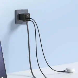 Urban Vitamin Mendocino 65W GaN lader, uittrekbare kabel