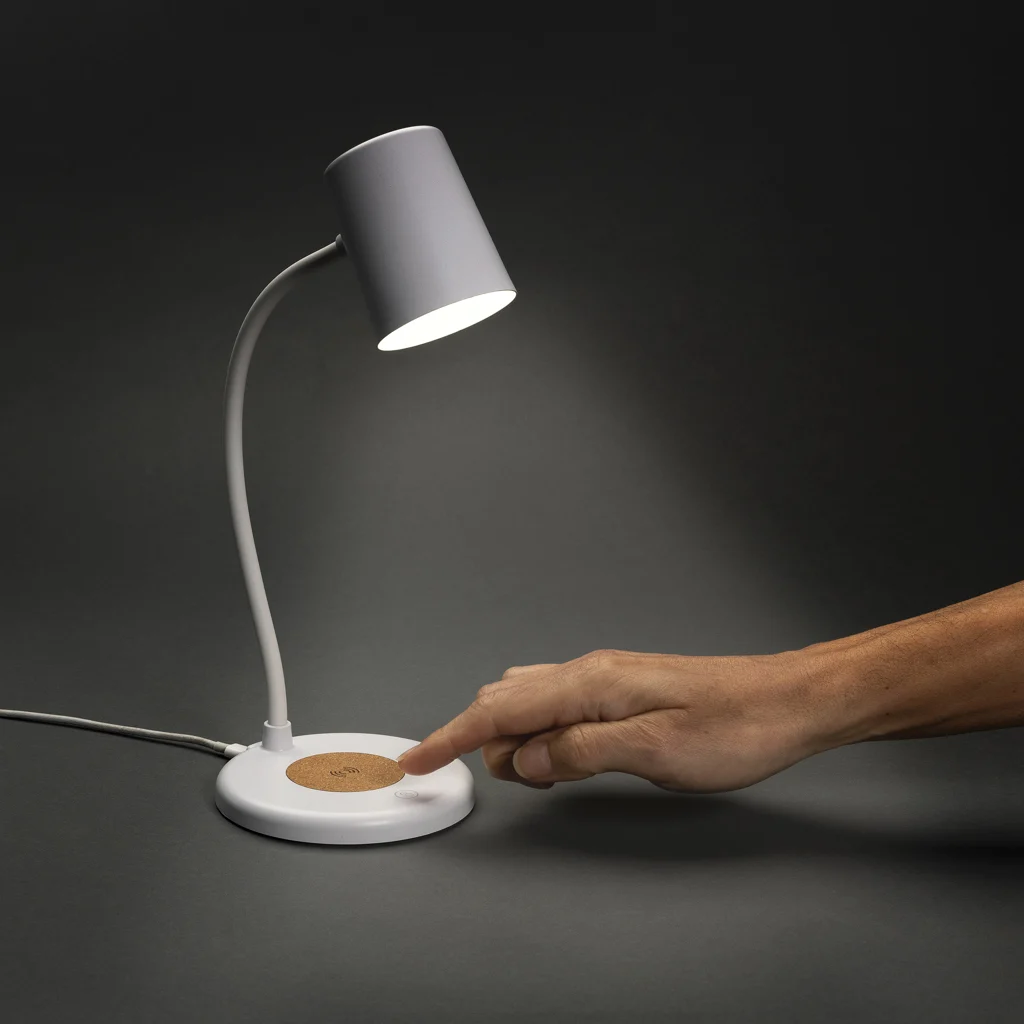 Zenara RCS 15W draadloze bureaulamp van gerecycled plastic