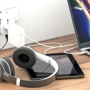 SKROSS MUV 2-polige wereldreisadapter met USB A en C