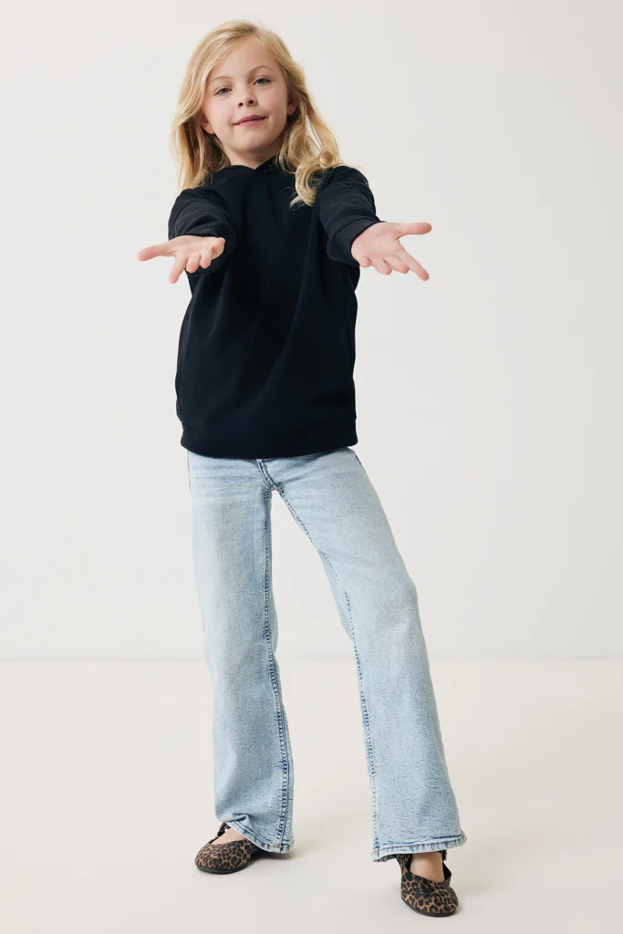 IQONIQ Yengo kids recycled katoen hoodie met steekzakken