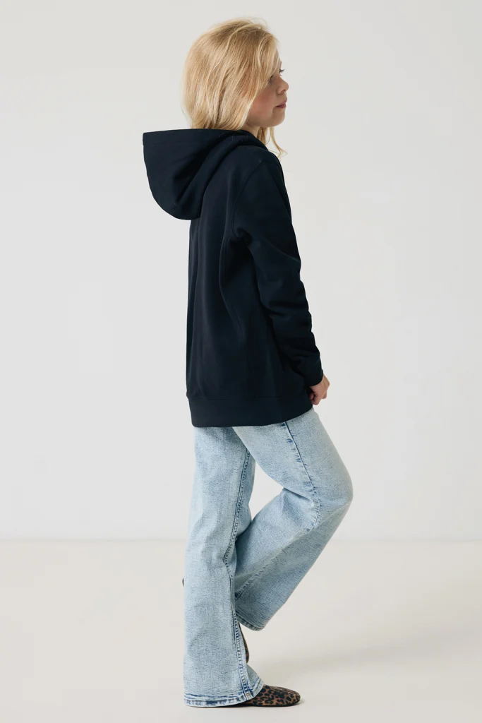IQONIQ Yengo kids recycled katoen hoodie met steekzakken