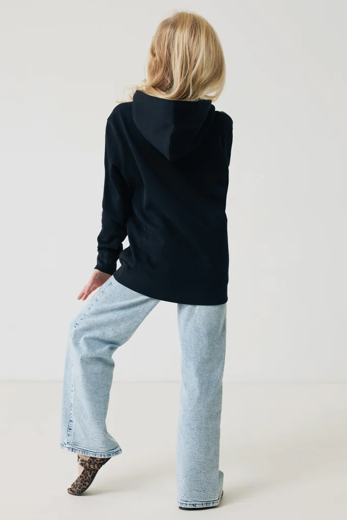 IQONIQ Yengo kids recycled katoen hoodie met steekzakken