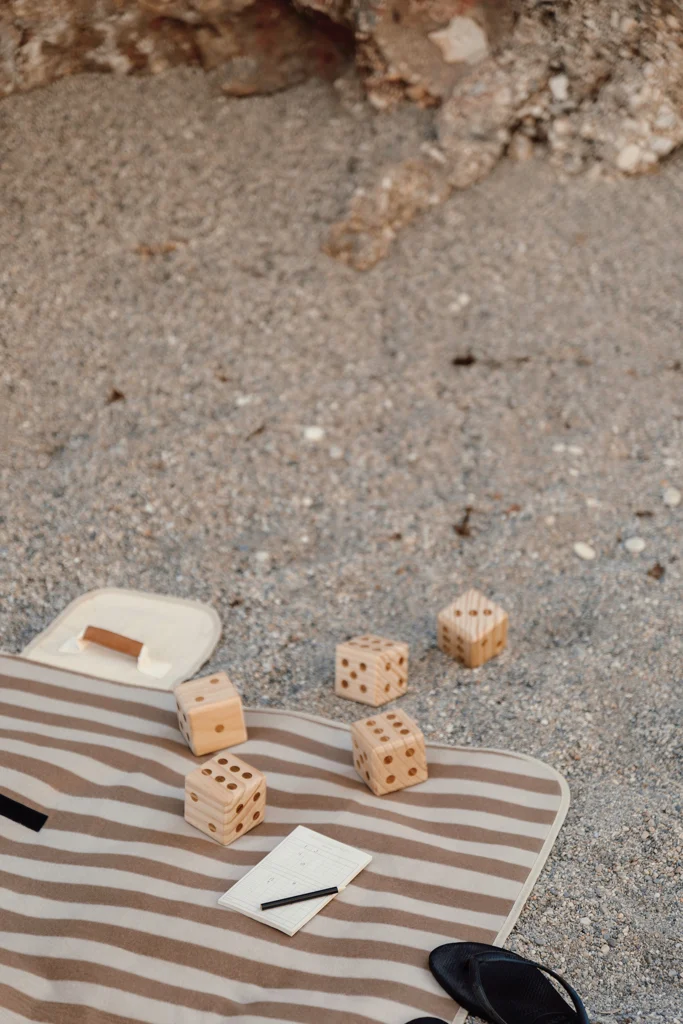 VINGA Yacht game outdoor